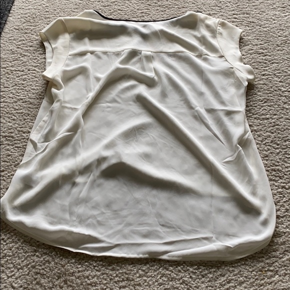 Cream blouse - Picture 3 of 3